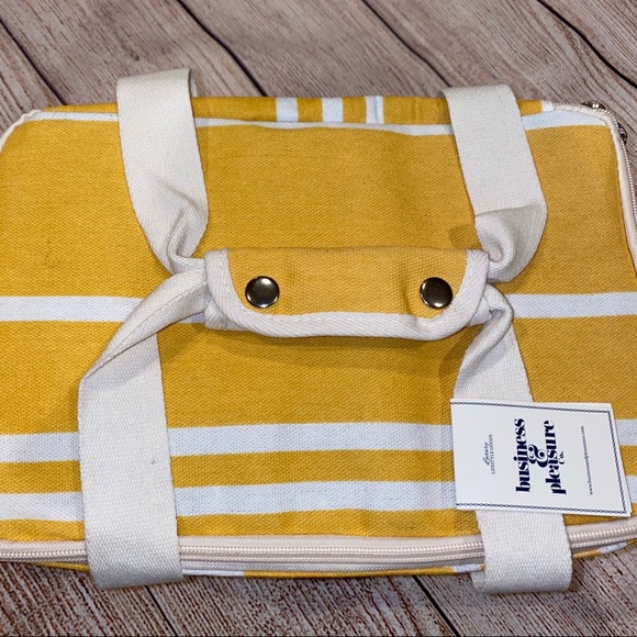 Business & Pleasure Cooler Bag - Picture 11 of 16